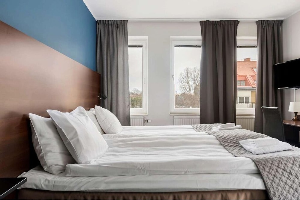 Superior Room, 2 Twin Beds, Non Smoking, Kitchenette photo 3