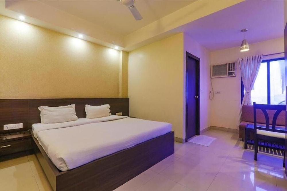 Deluxe Room - Photo 2