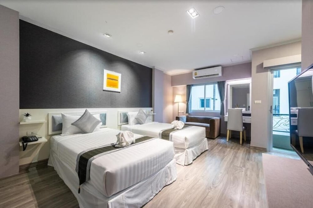 Superior Twin Room
