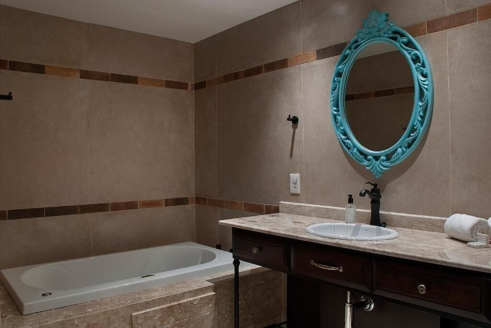 Premium Double Room - Photo 7