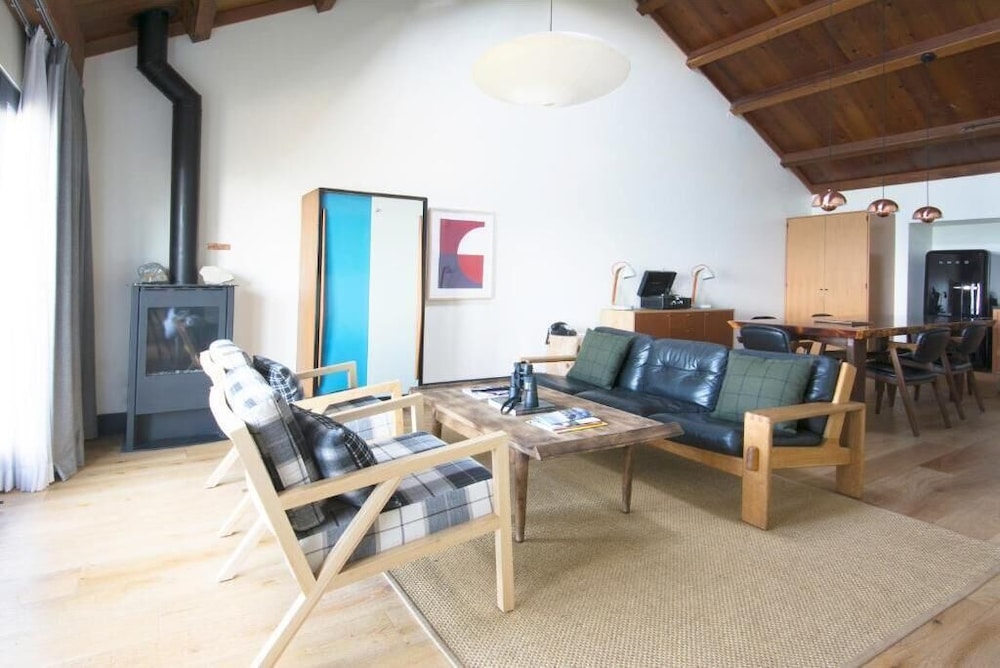 Suite (Ocean) - Photo 3