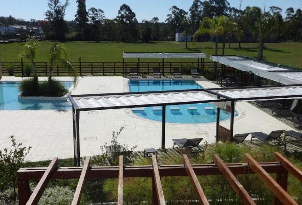 Superior Quadruple Room, Pool View photo 3