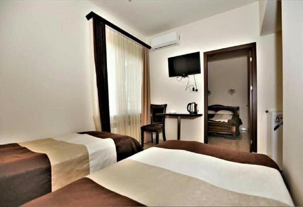 Luxury Suite photo 1