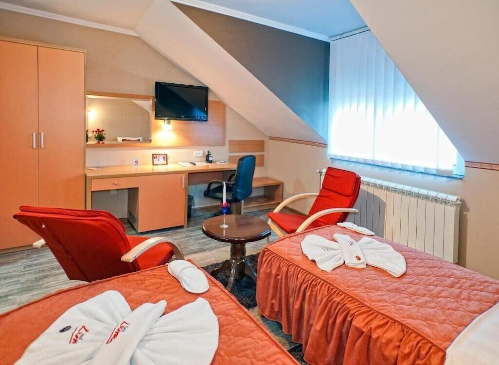Comfort Twin Room