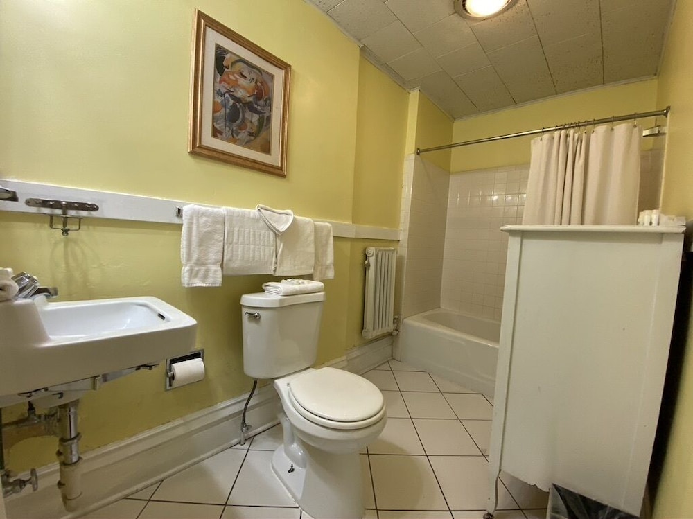 Louise Suite 22 - Photo 6