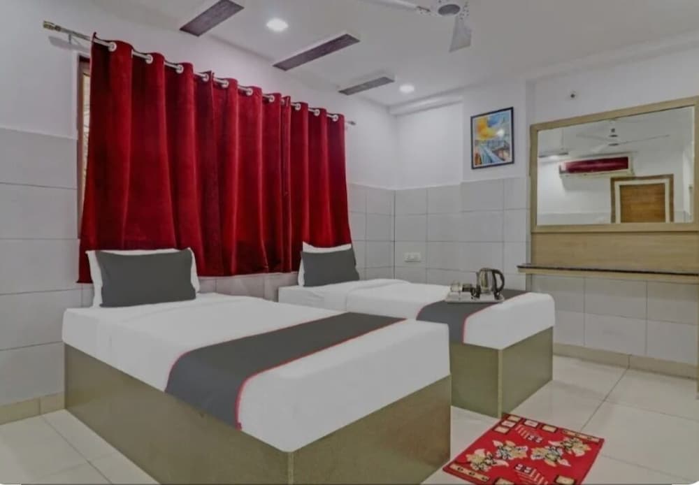 Deluxe Double or Twin Room - Photo 1