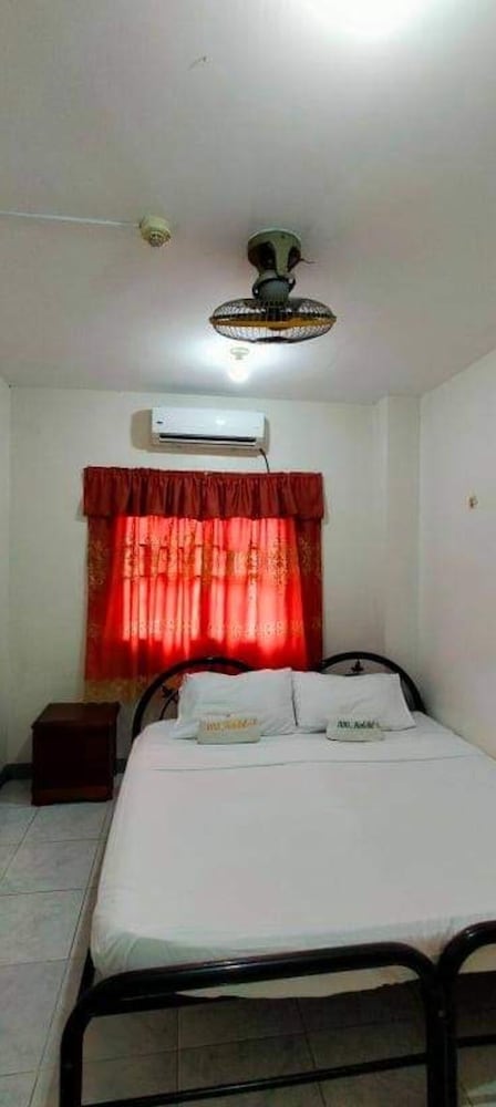 Economy Double Room photo 3