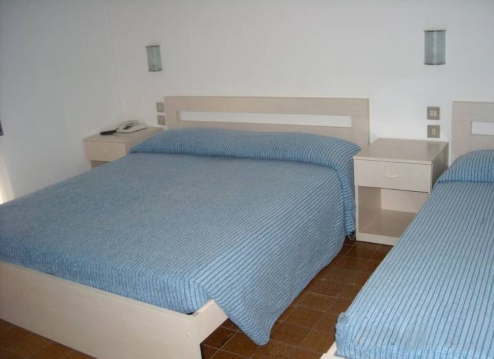 Basic Quadruple Room