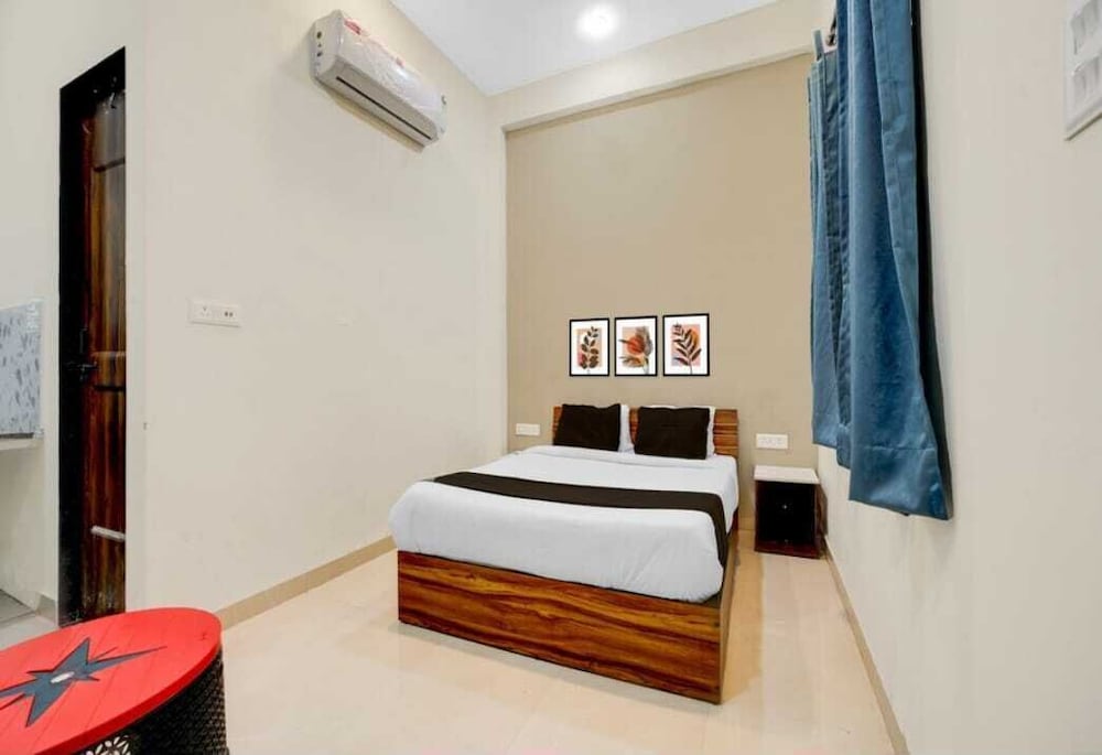 Deluxe Double Room, City View