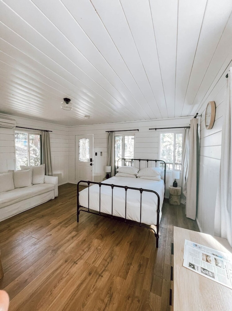 Bluebird Cottage photo 2