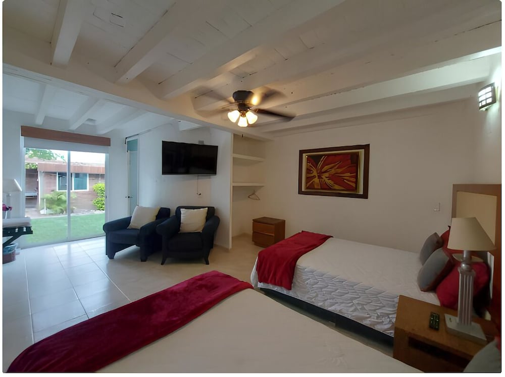 Basic Triple Room photo 1