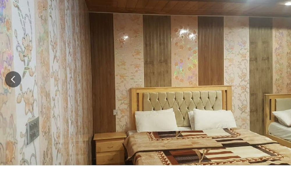 Deluxe Triple Room photo 2