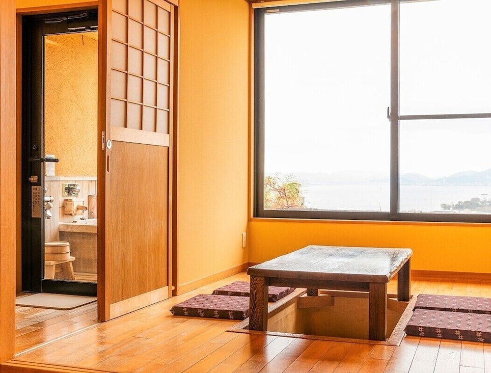 Japanese Style Room (Sanyaso) with Open-Air bath photo 2