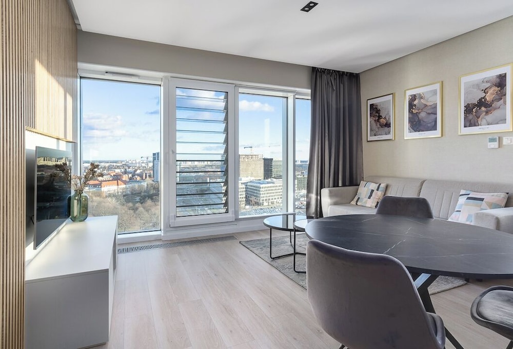 Panoramic Apartment, 2 Bedrooms, City View photo 1