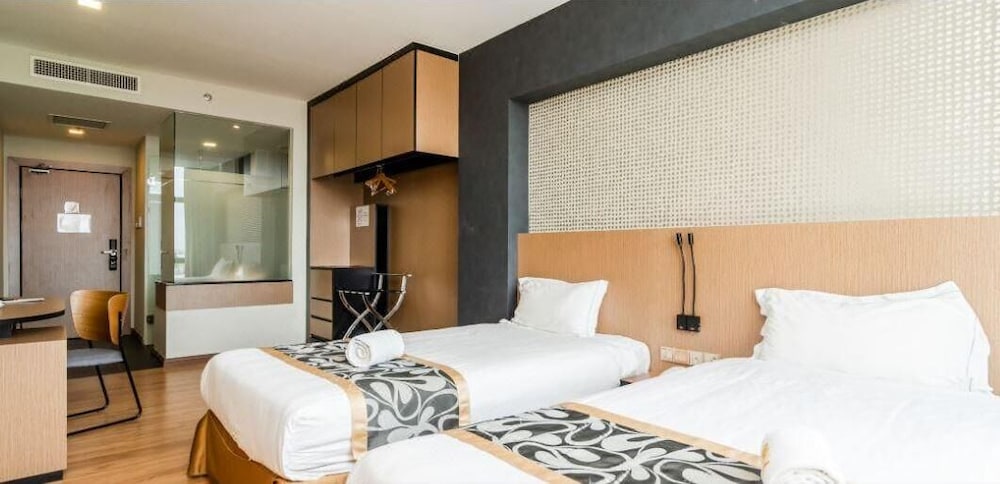 Superior Twin Room - Photo 1