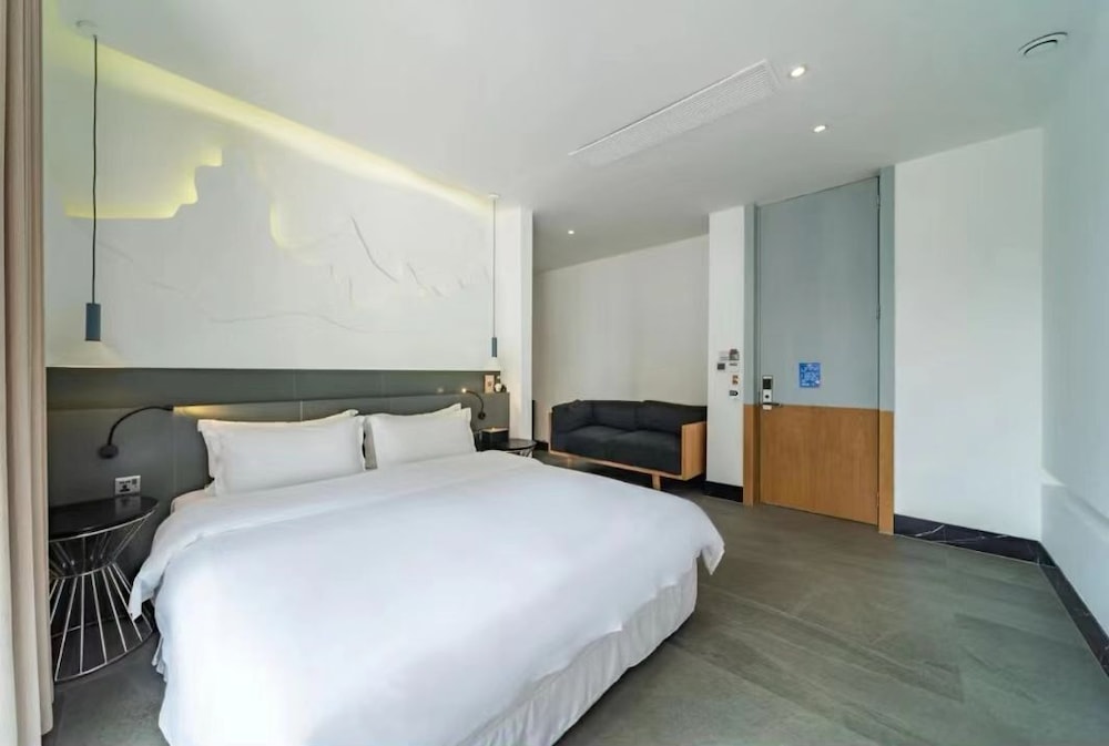 Comfort Double Room, Balcony, Mountain View photo 2