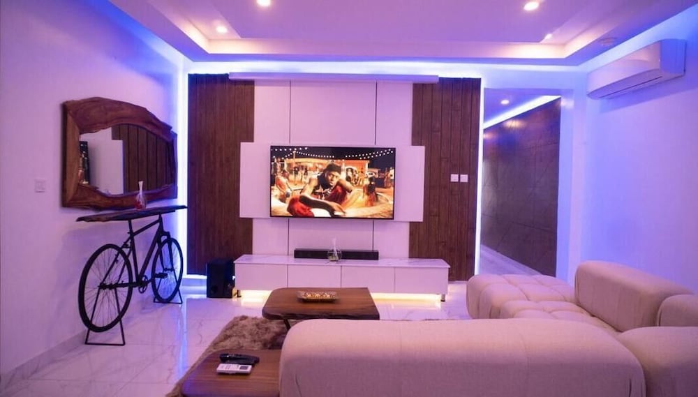 Royal Room photo 1