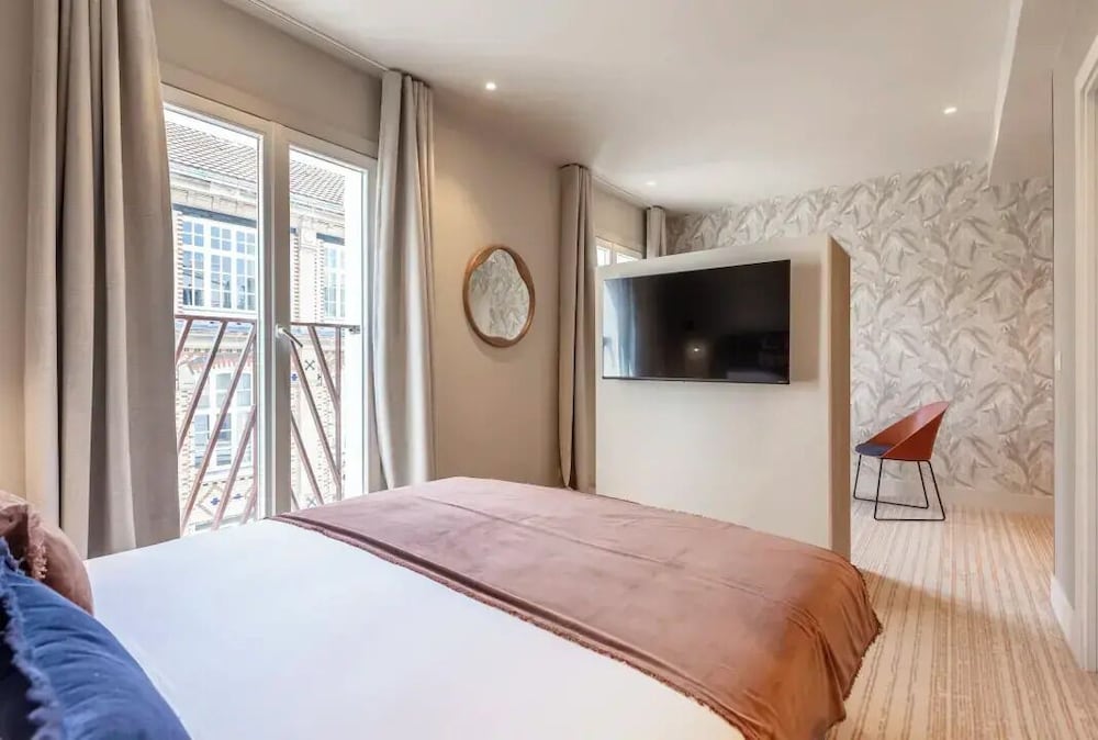 Deluxe Double Room photo 2