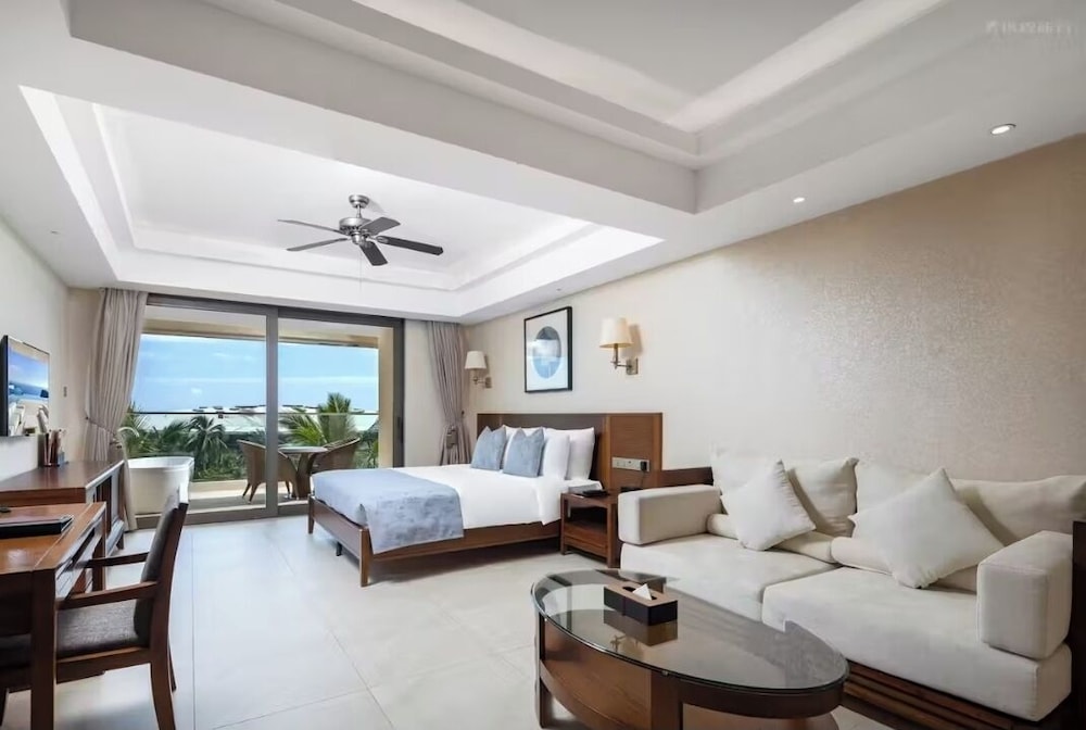Standard Single Room, 1 King Bed, Balcony, Pool View