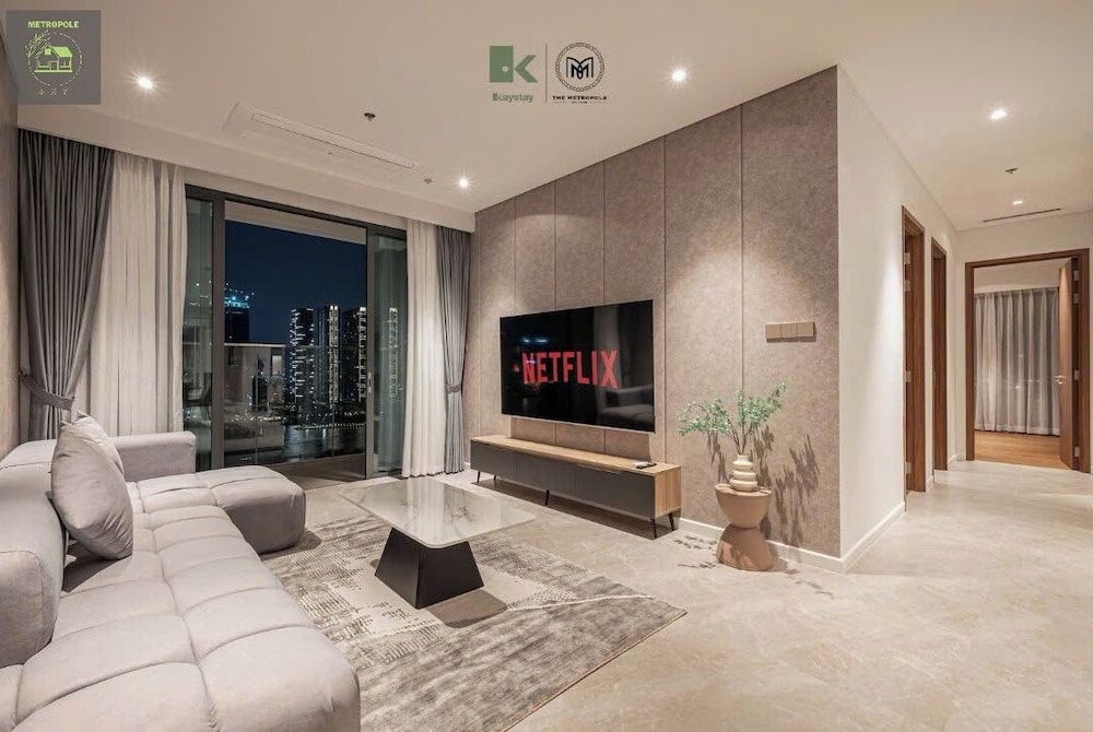 Presidential Apartment, 2 Bedrooms, Balcony, City View