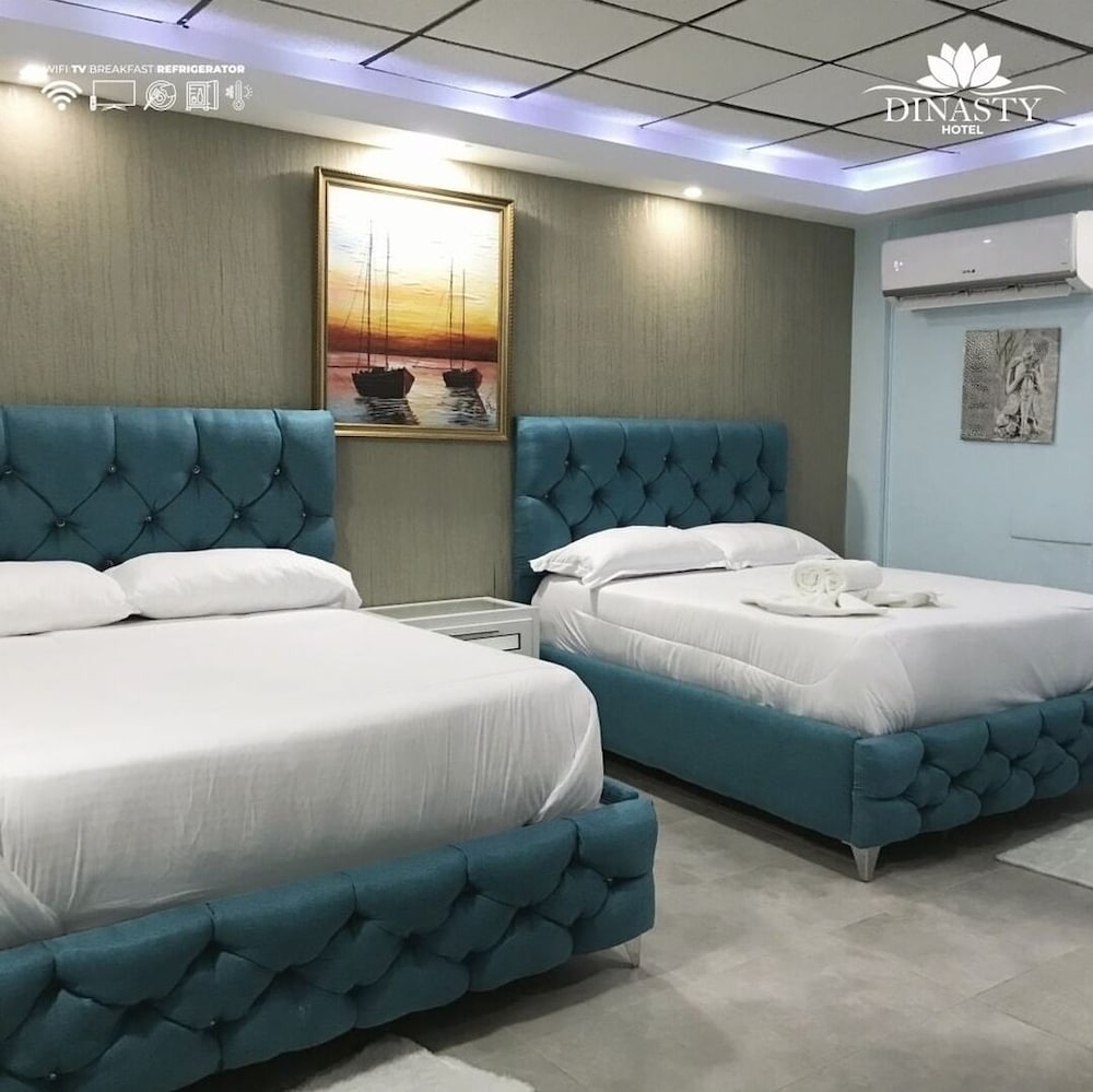 Family Double Room, 2 Queen Beds
