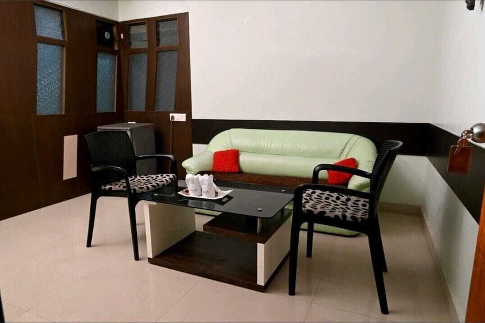 Royal Room