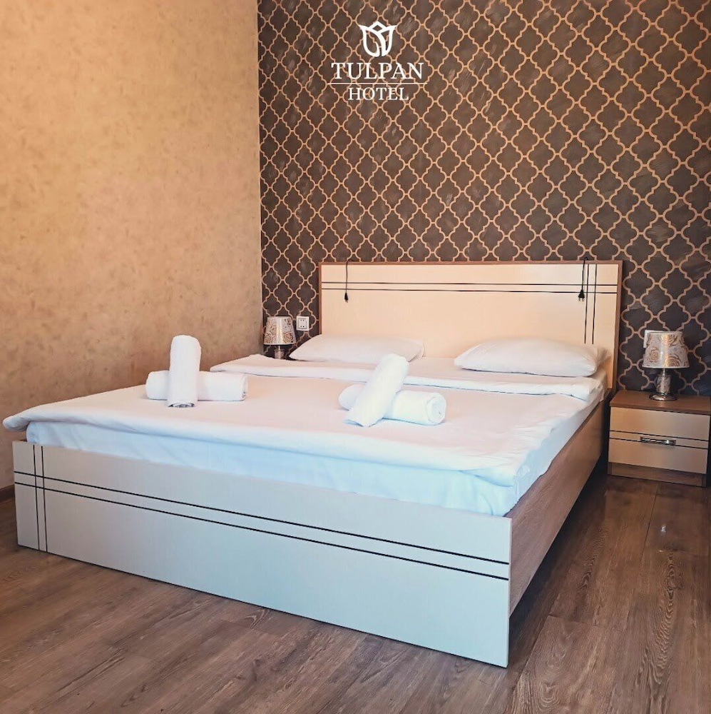 Double Room, Mountain View