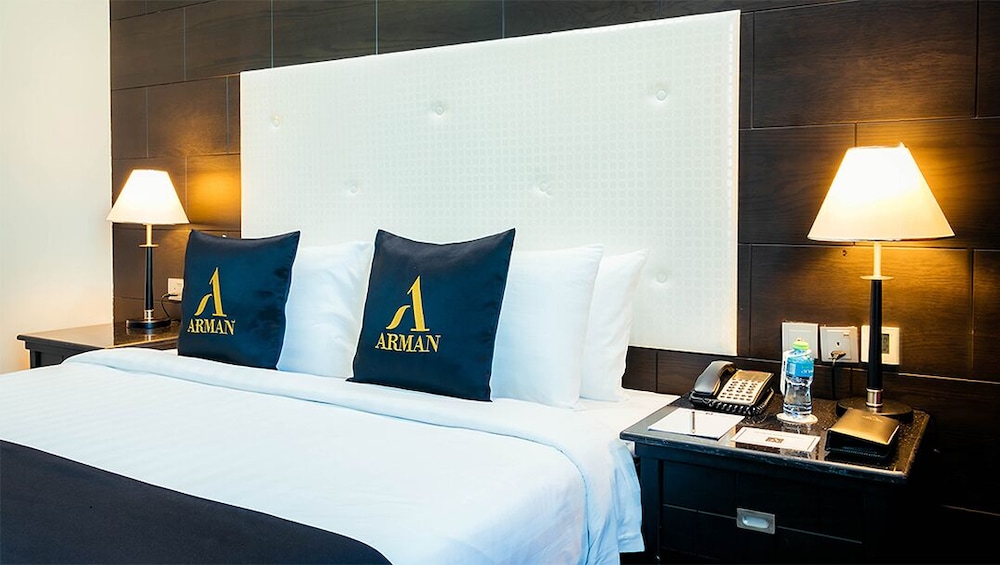 Family Twin Room, 2 Bedrooms, City View photo 1