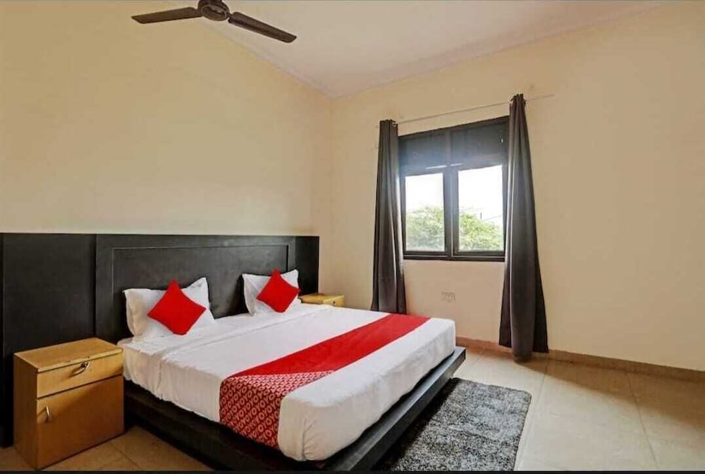 Deluxe Room, Garden View