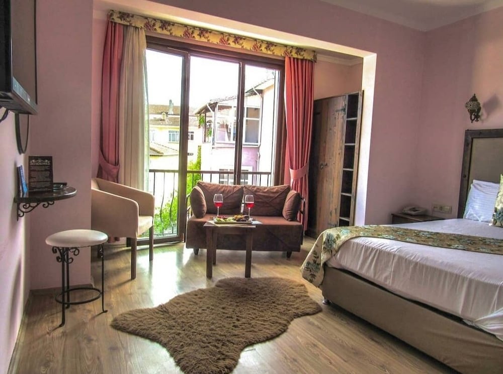 Standard Double Room photo 1