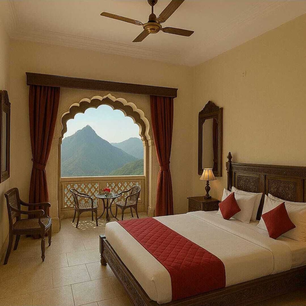 Deluxe Room, City View photo 3