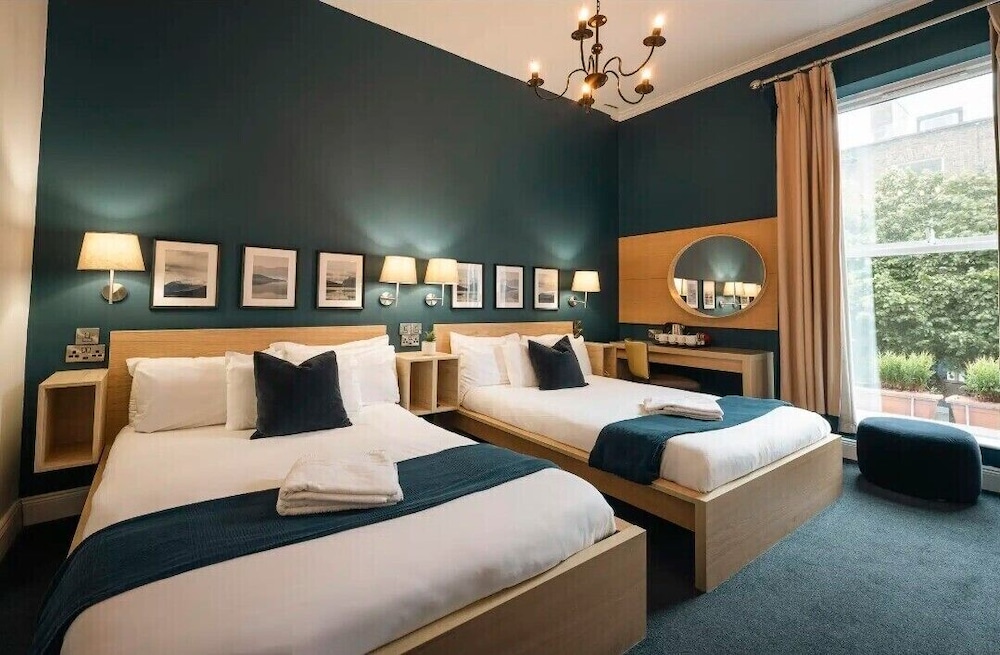 Family Quadruple Room photo 1