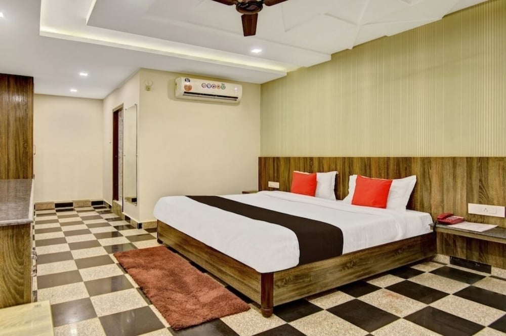 Rooftop Room - Photo 6