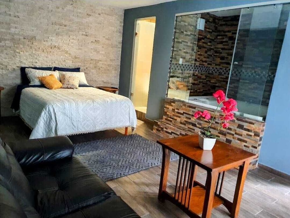 Basic Room photo 3