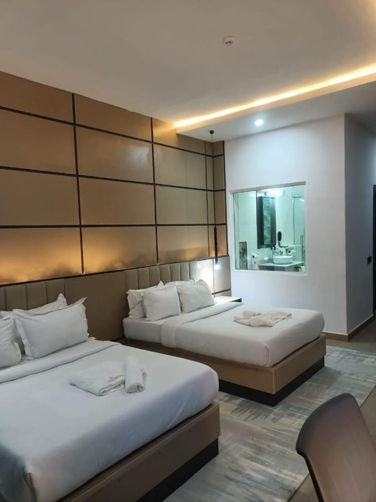 Classic Double Room