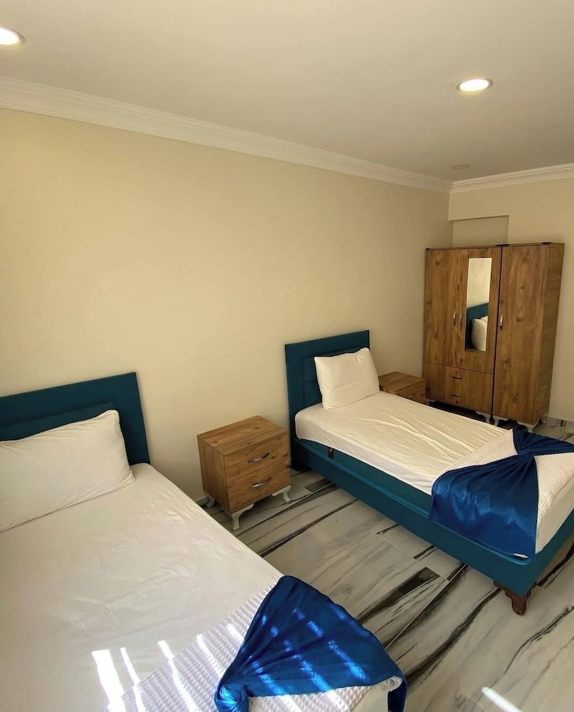 Classic Twin Room, City View photo 1