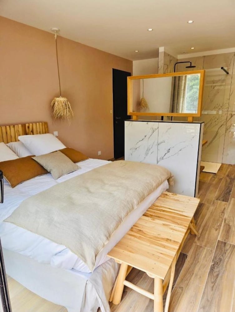 Deluxe Double Room, Balcony, Pool View