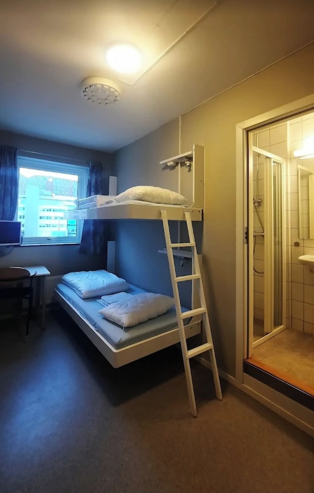 Basic Triple Room, Partial Ocean View photo 1
