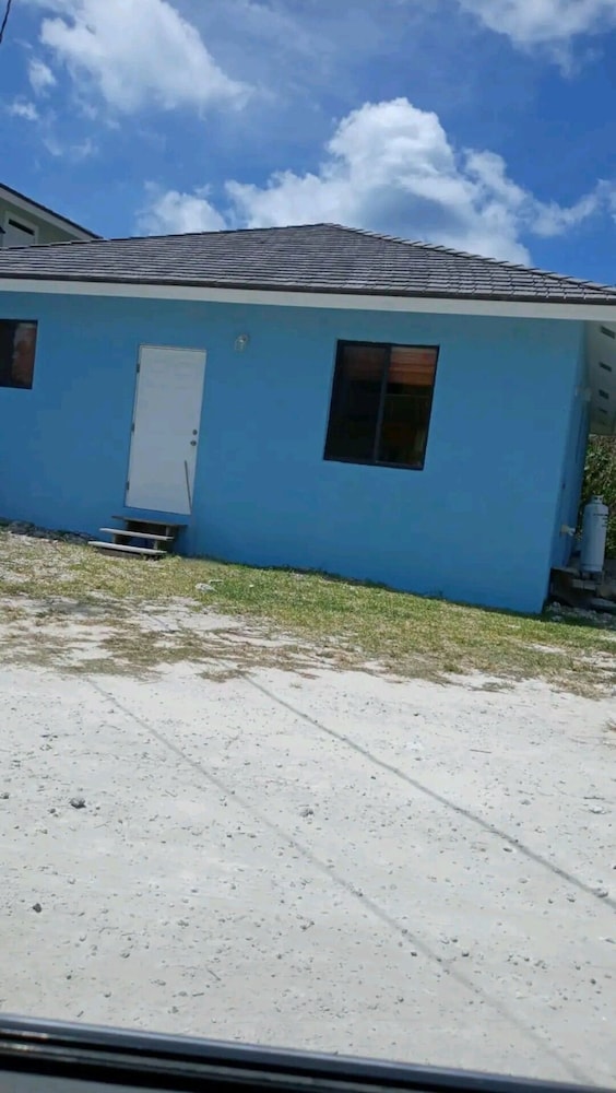 House, 2 Bedrooms, Smoking, Patio
