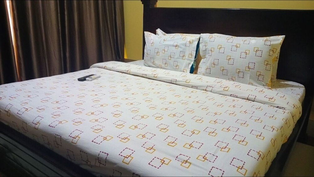 Royal Suite photo 2