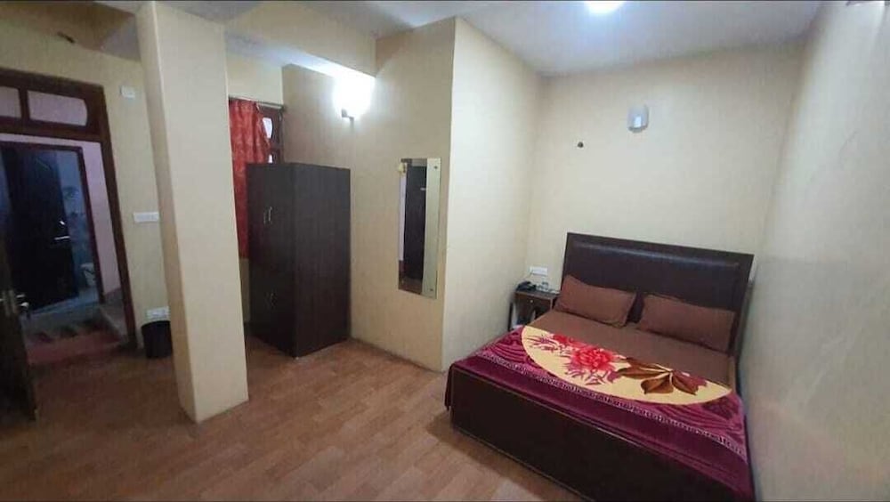 Economy Room photo 2