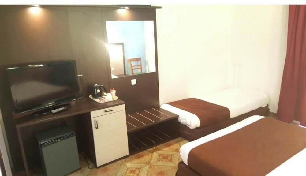 Classic Triple Room, Balcony, Sea View