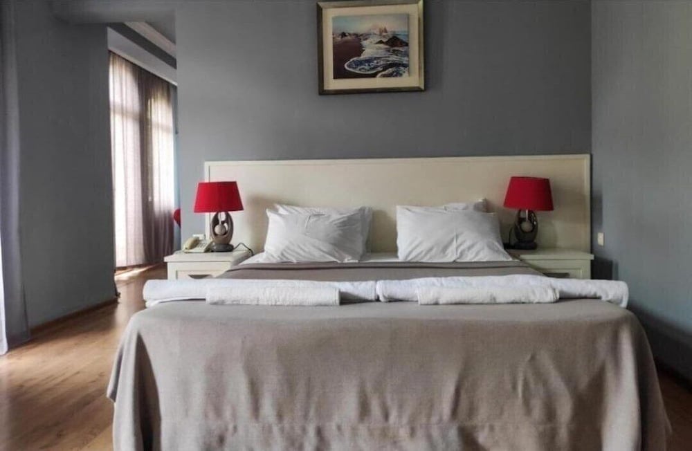 Deluxe Suite, Balcony
