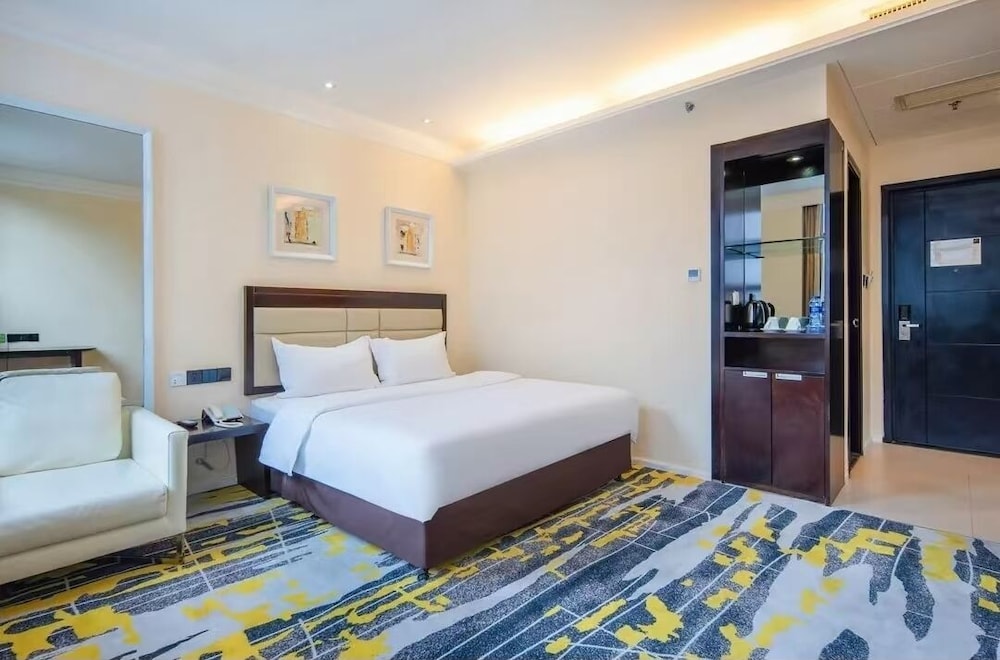 Comfort Room, City View photo 1