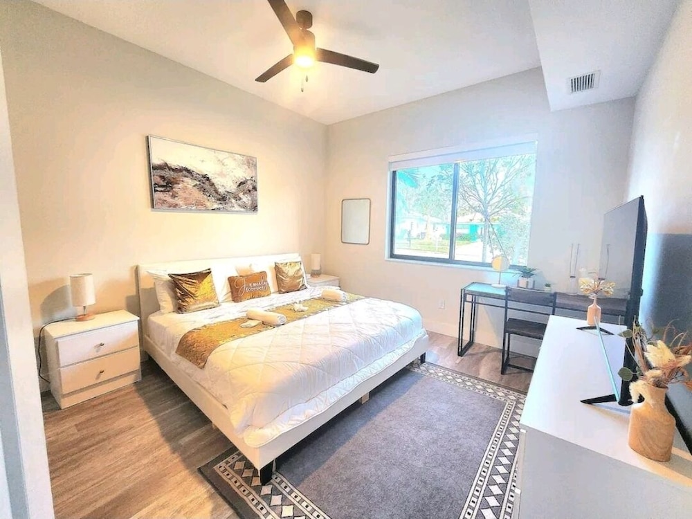 Luxury Apartment photo 1