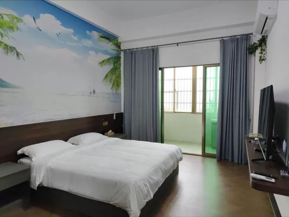 Basic Suite, Bay View
