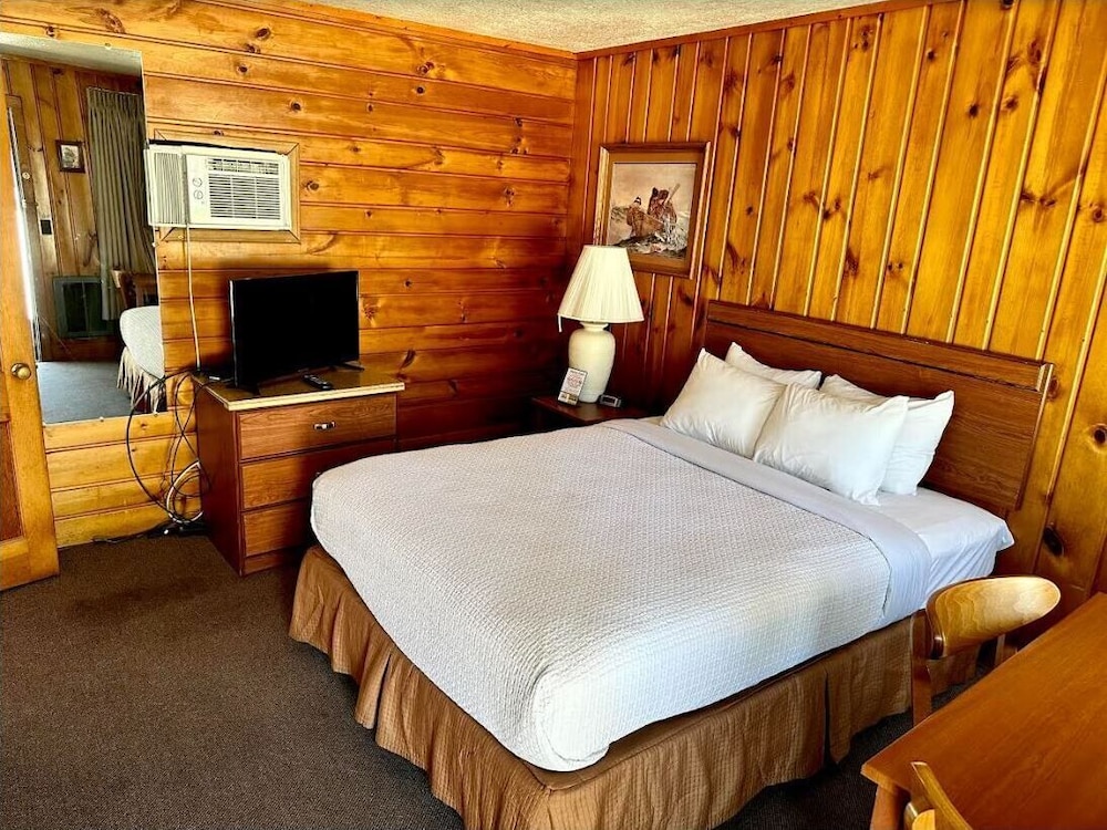 Standard Single Room, 1 Queen Bed photo 2
