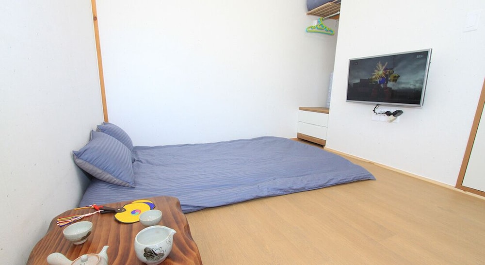 Traditional Room (Ondol / B) - Photo 6