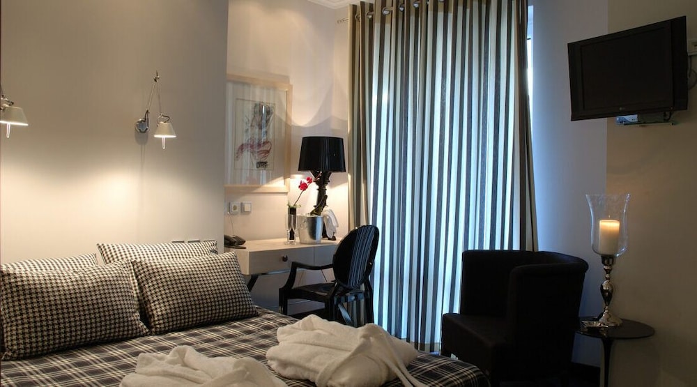 Executive Room - Photo 1