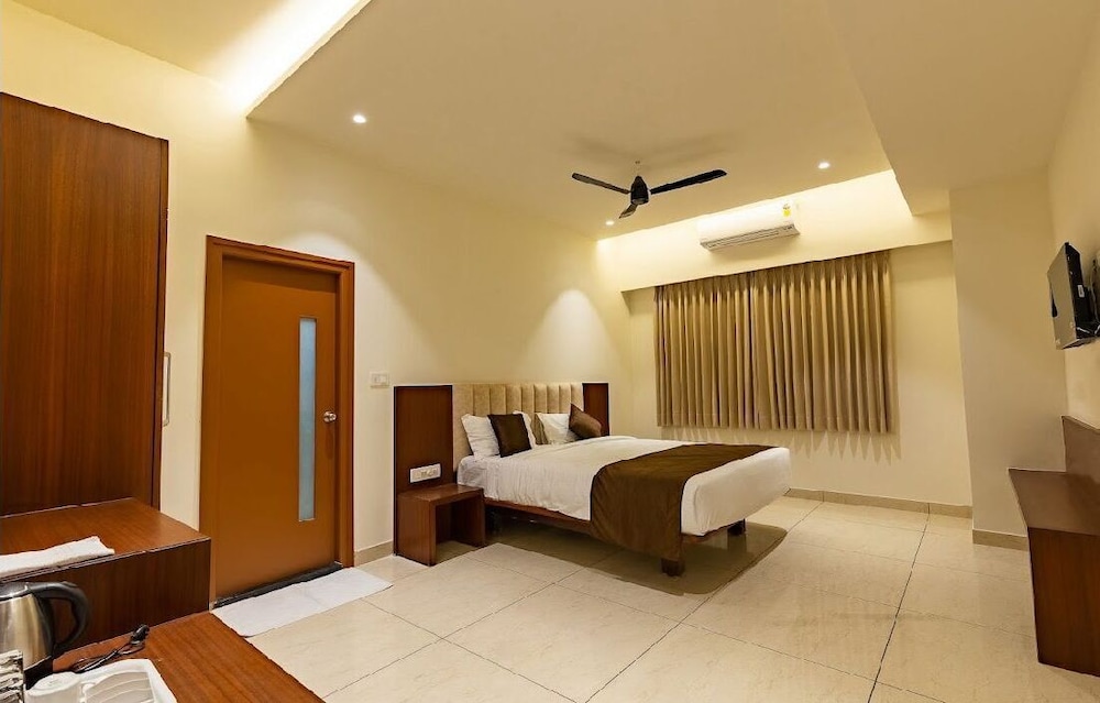 Executive Room - Photo 4